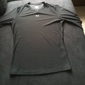 Under Armour Large V Neck long sleeve top